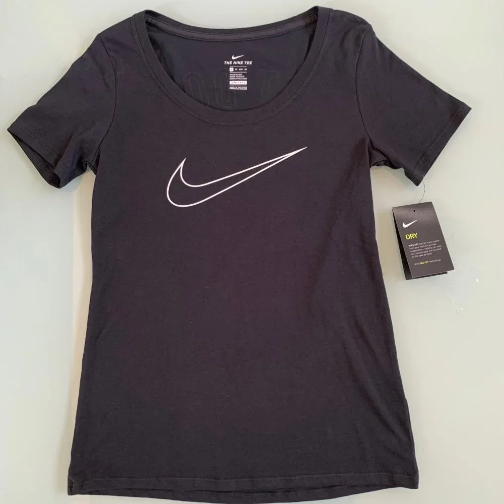 Adidas & Nike XS Women's Workout Athletic Sports Top Wear, Bundle of 4 - Picture 2 of 9